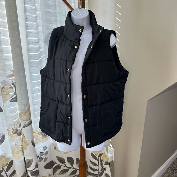 Mud Pie Jackets & Blazers - 𝅺nwt MUD PIE JAY PUFFER VEST Black Size L